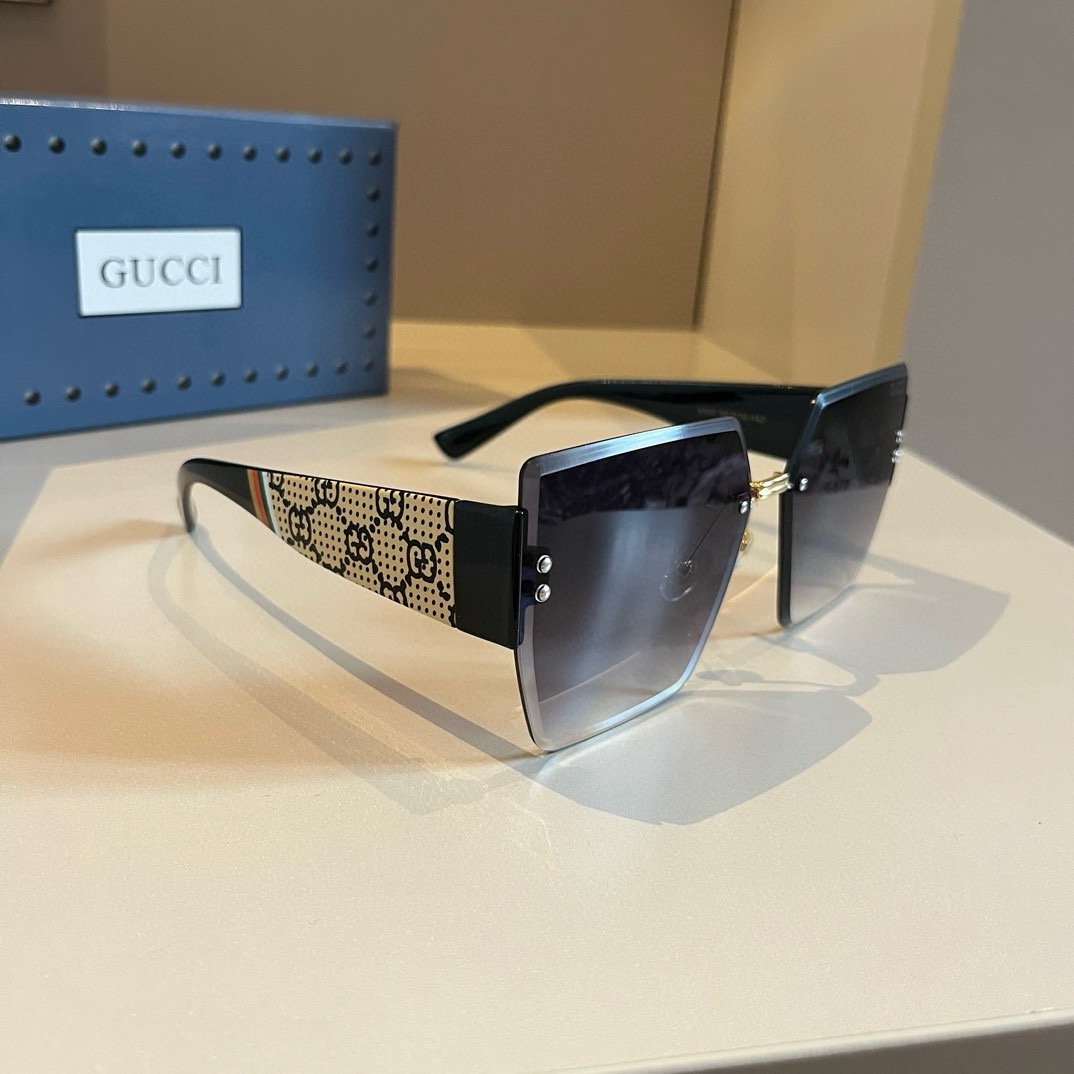 Gucci-unisex large boxy fashion sunglasses
