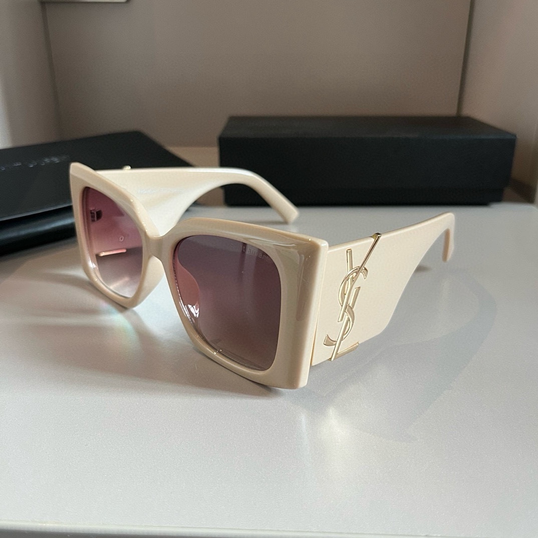 YSL-Thick leg Box Sunglasses