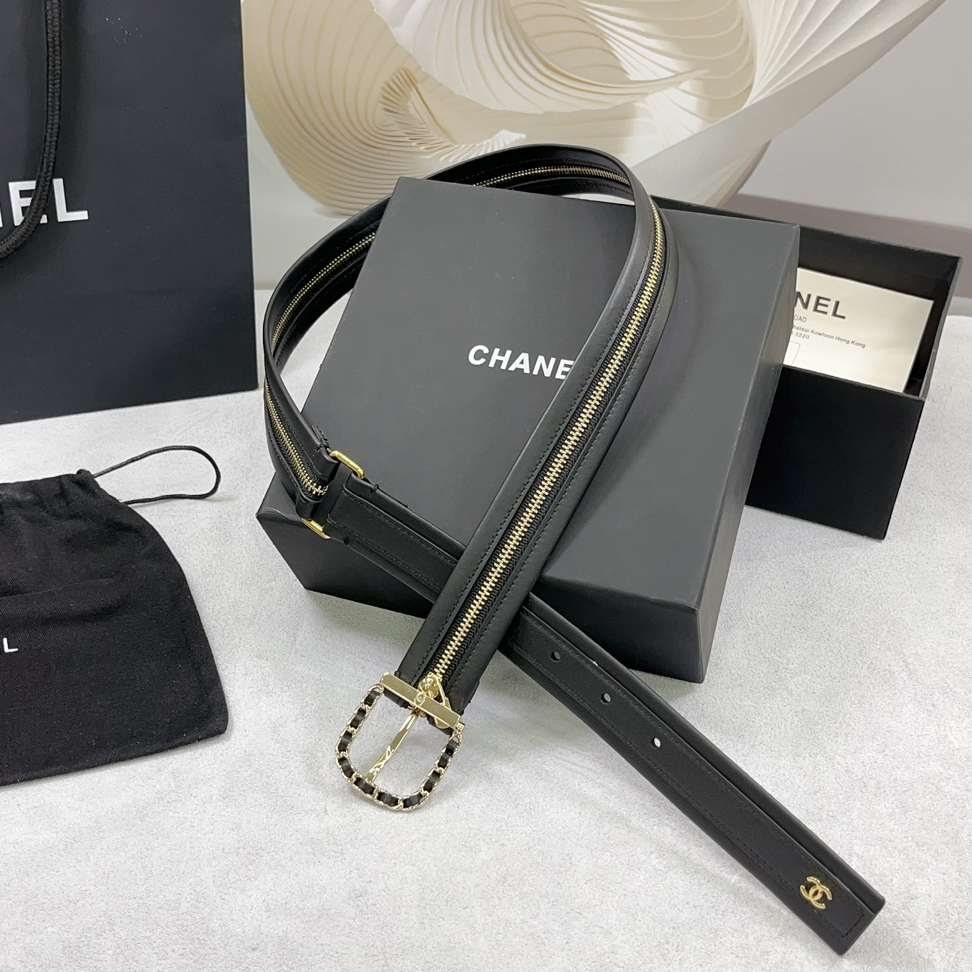 Chanel - Cowhide Zipper Belt