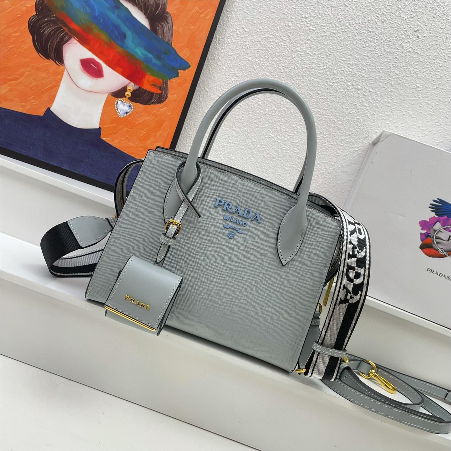 Prada-Safiano Zipper Killer Bag