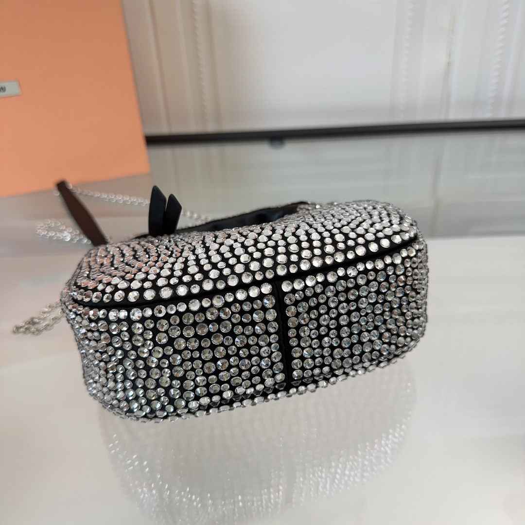 MIU MIU-New Mini Diamond Bag