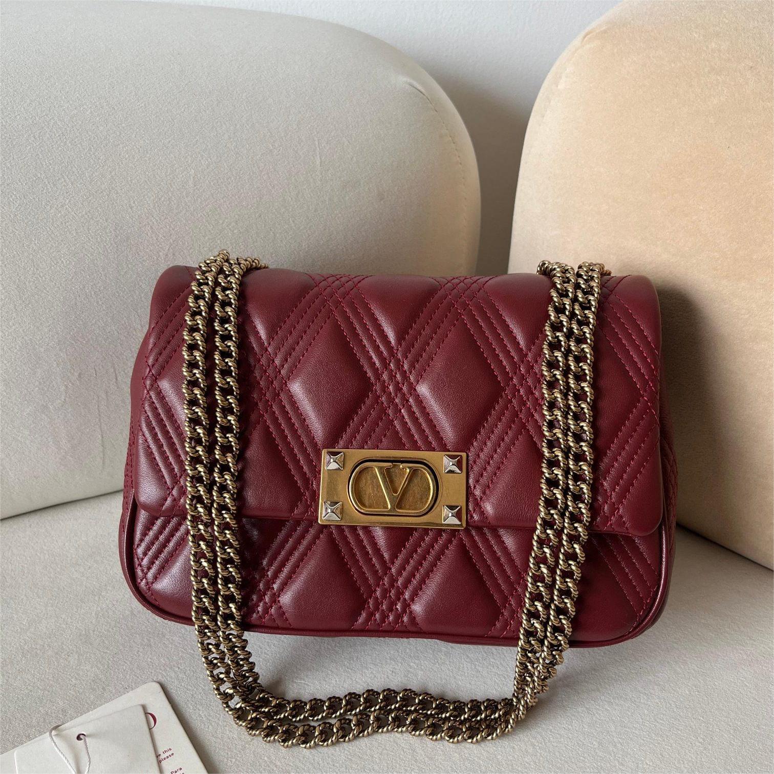 VALENTINO-Lingge patterned sheepskin bag