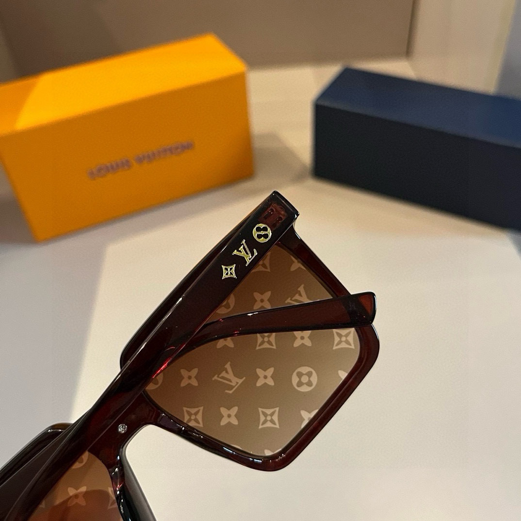 LV-Unisex large frame Sunglasses