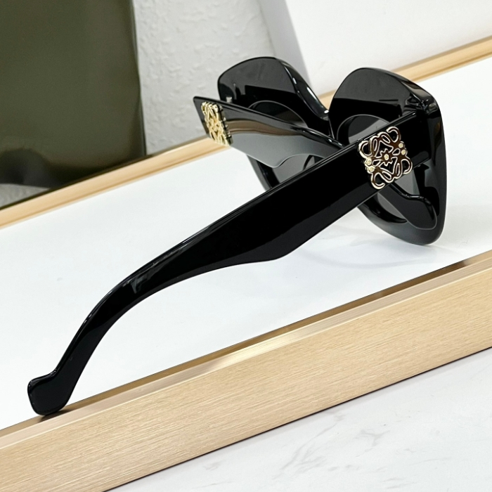 LOEWE-Cat Eye Frame Sunglasses