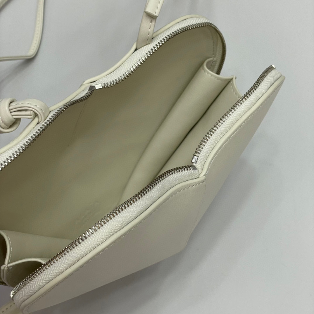 ALAIA-Coeur Bag Heart shaped Handbag