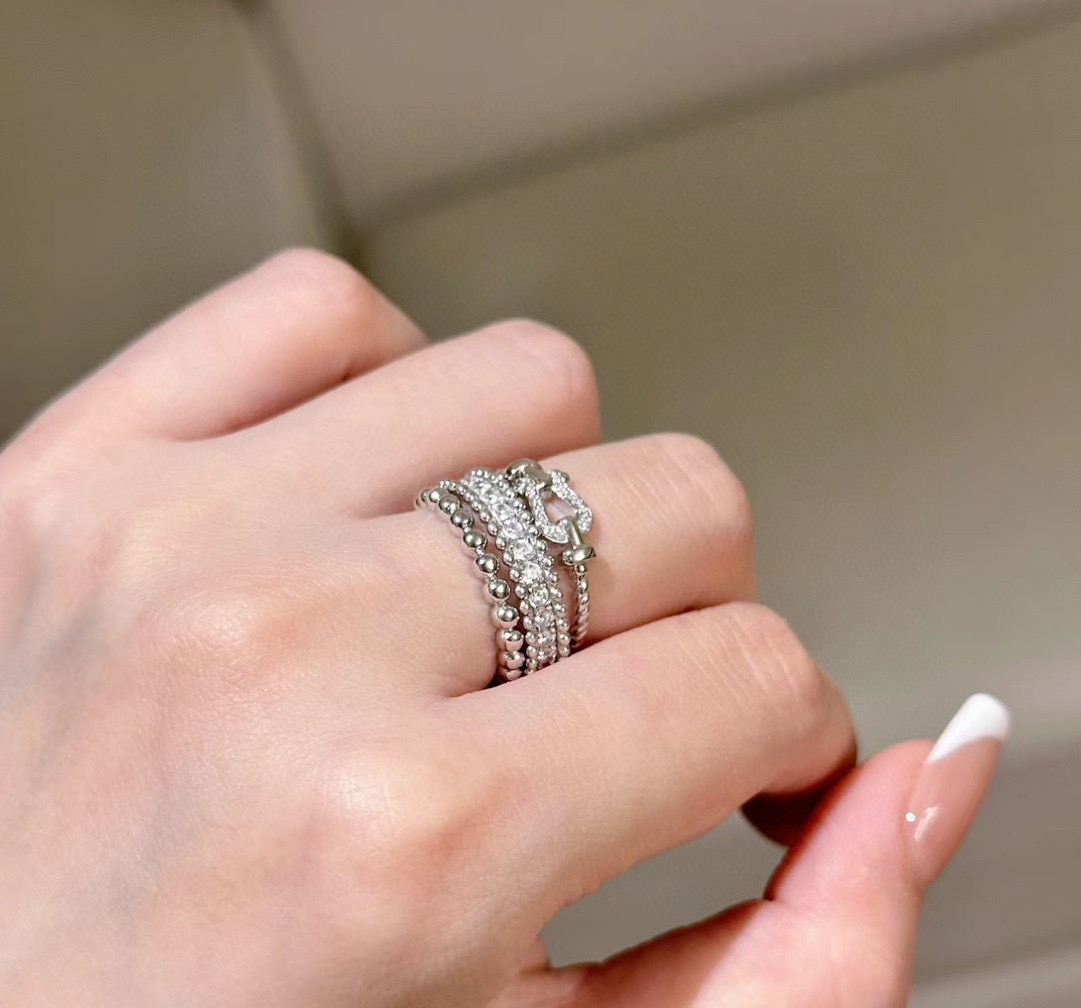 Van Cleef & Arpels Ring