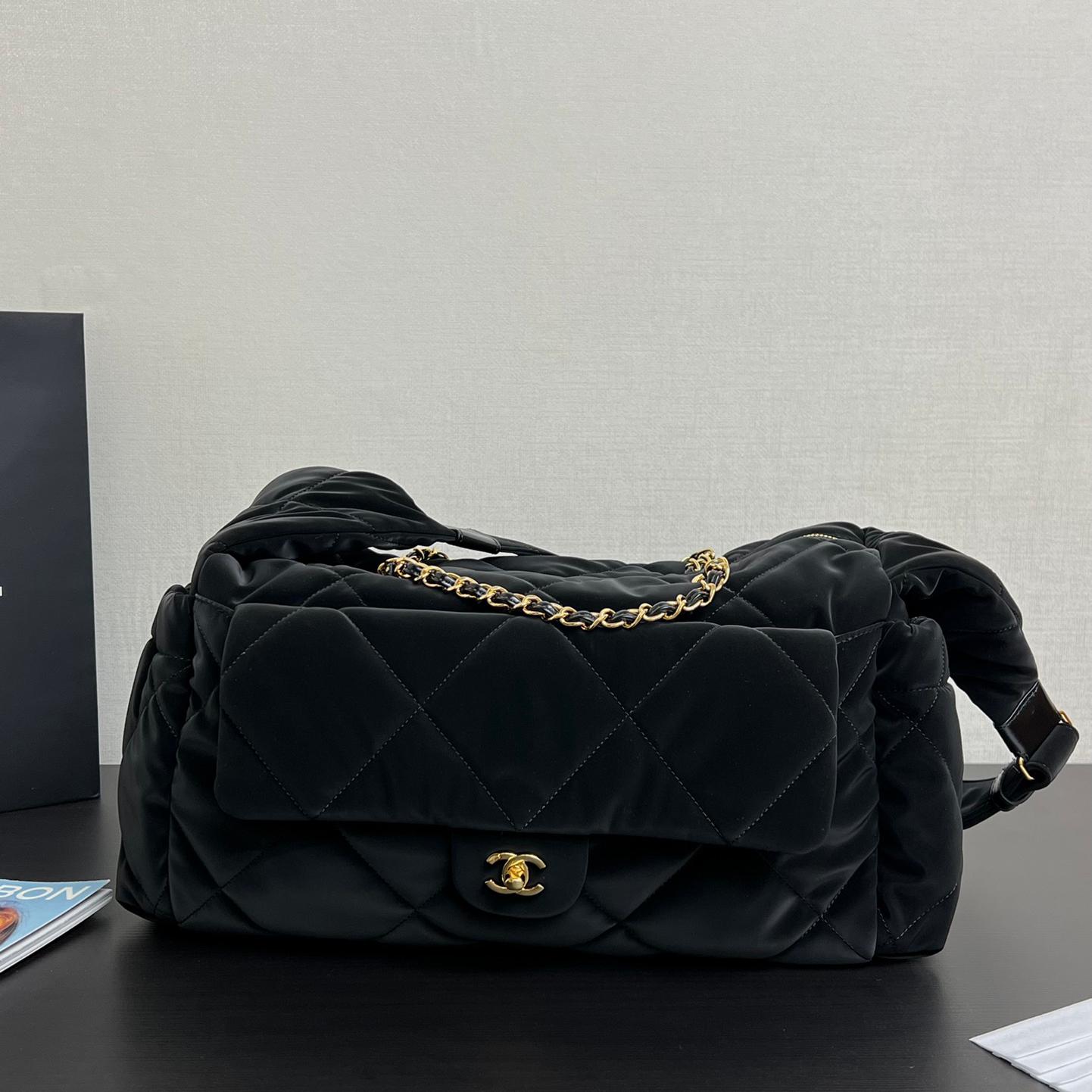 Chanel- Ski Collection