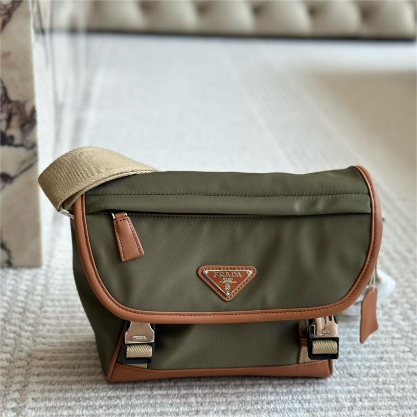 Prada-Nylon yarn re nylon material mailman bag