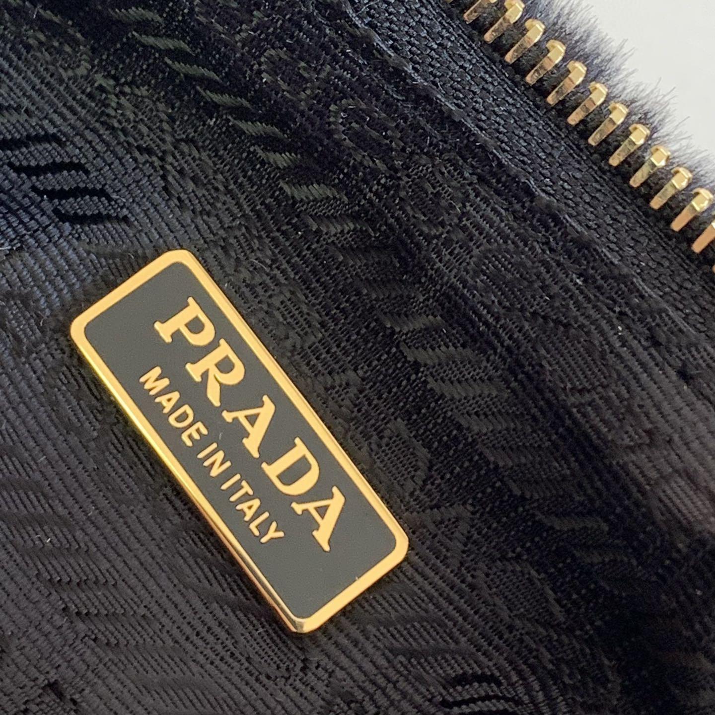 Prada-Plush 3  in 1