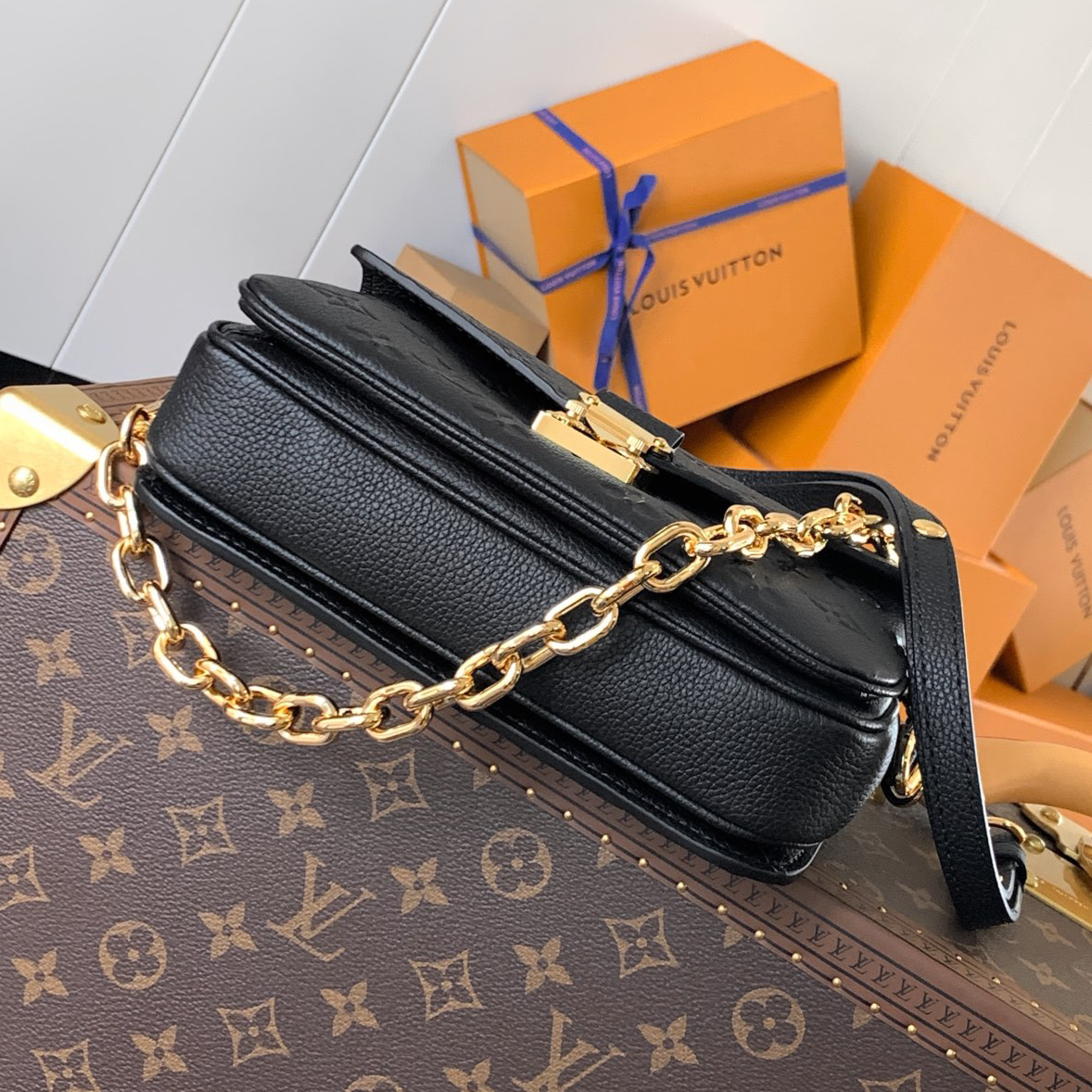LV - Pochette Metis East - West Embossed Soft Grain Leather Handbag Crossbody Shoulder Bag