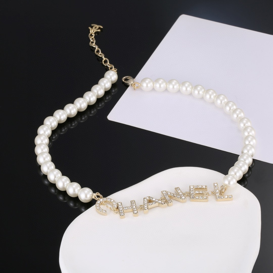 Chanel-pearl necklace