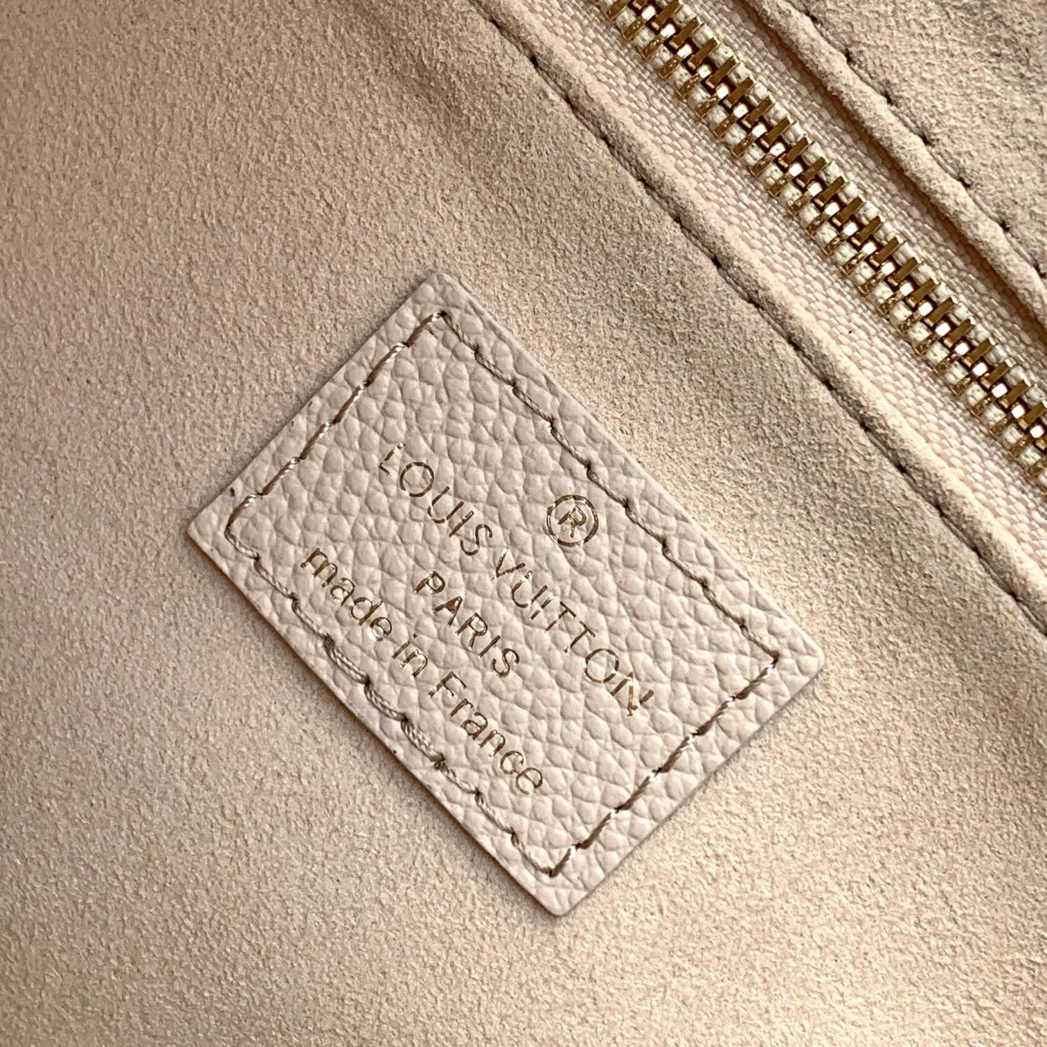 LV - ONTHEGO Soft Grained Cow Leather Tote Bag Shopping Bag Handbag