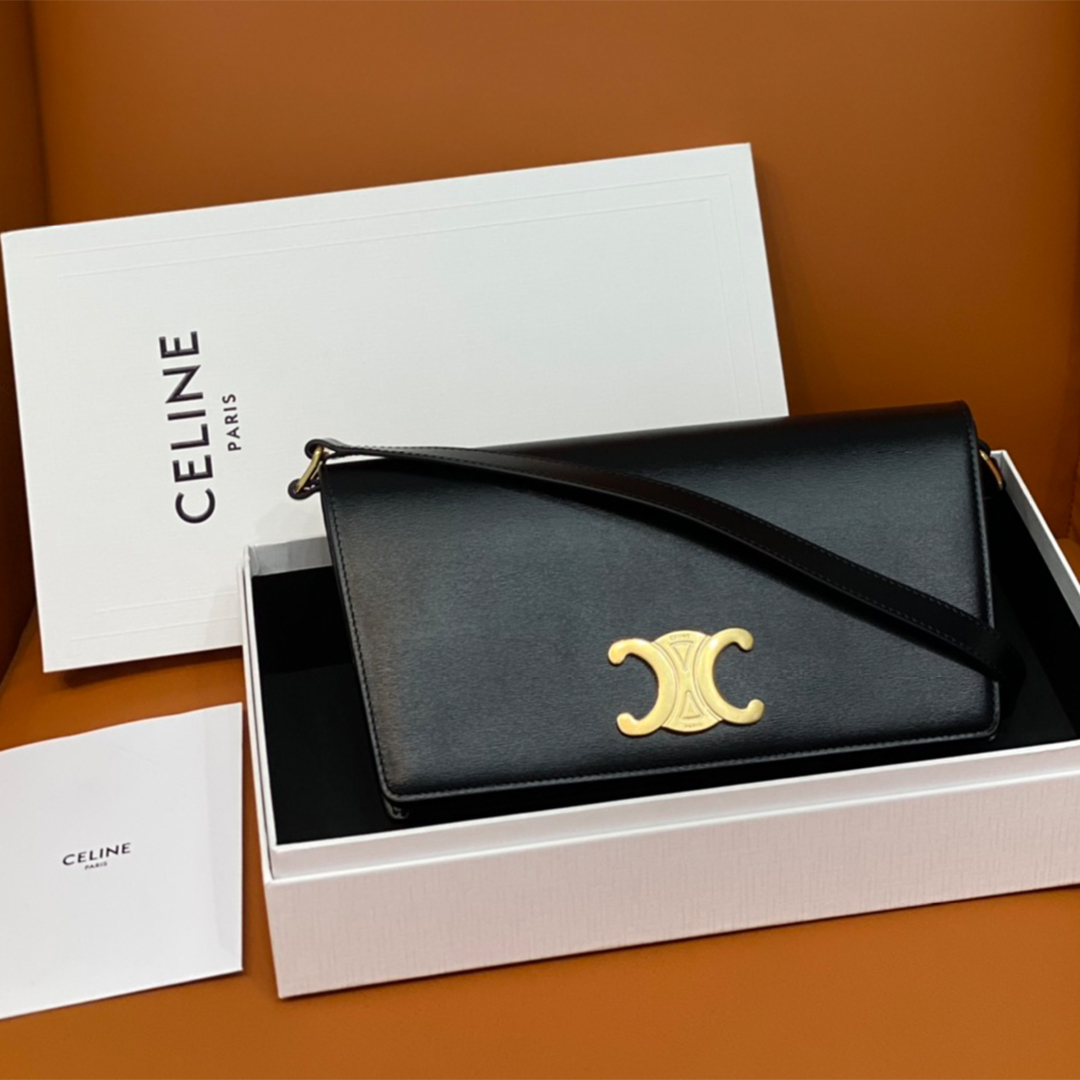 CELINE-trapeze triomphe