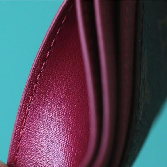 LV-zip vertical classic wallet