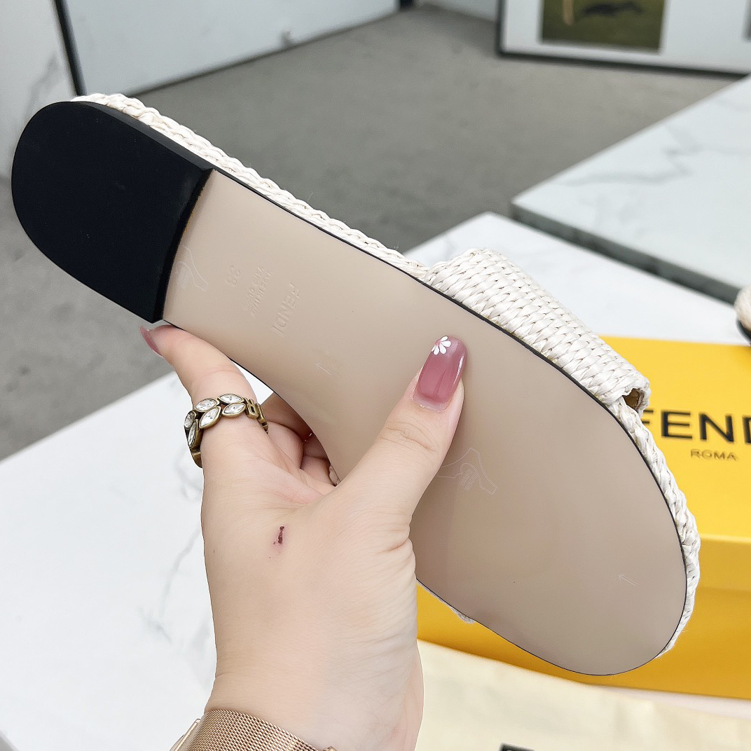 FENDI-Sandals