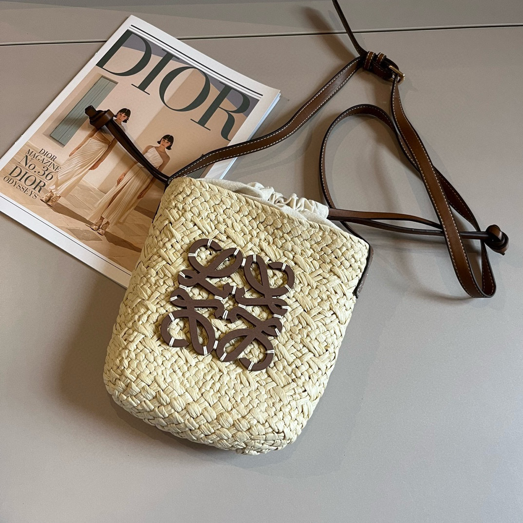 LOEWE-Summer Straw Bags
