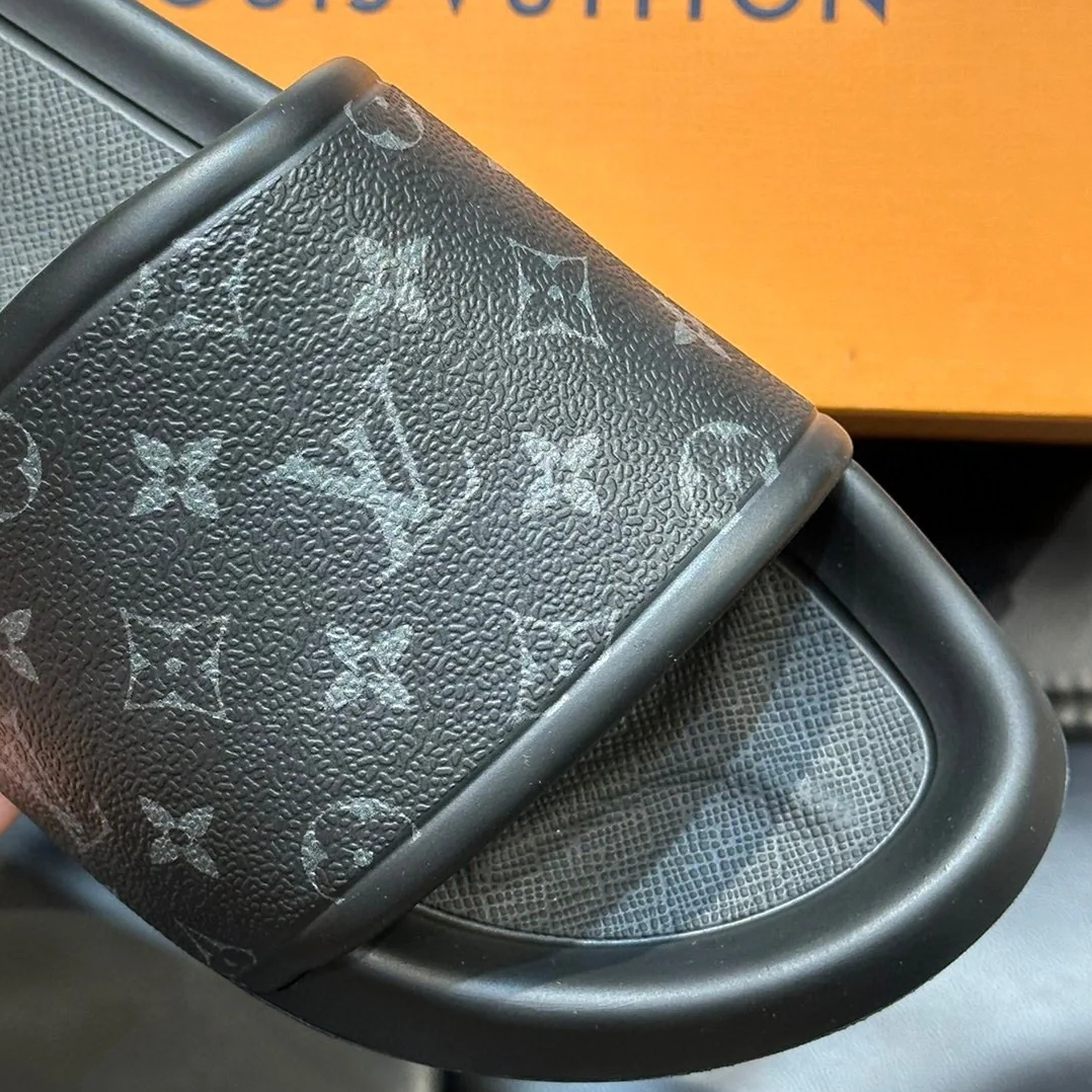 LV-Black Letter Printed Casual Slippers