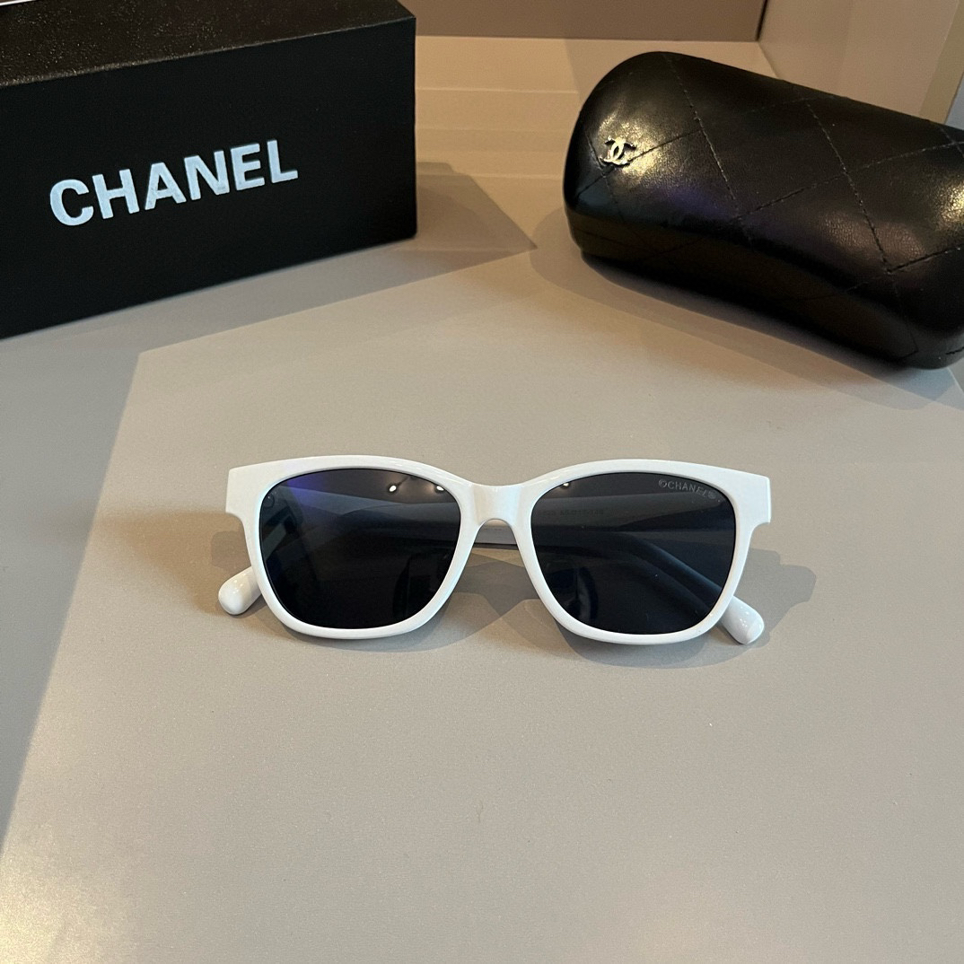 Chanel-2024 New Essential Sun Sunglasses for Travel