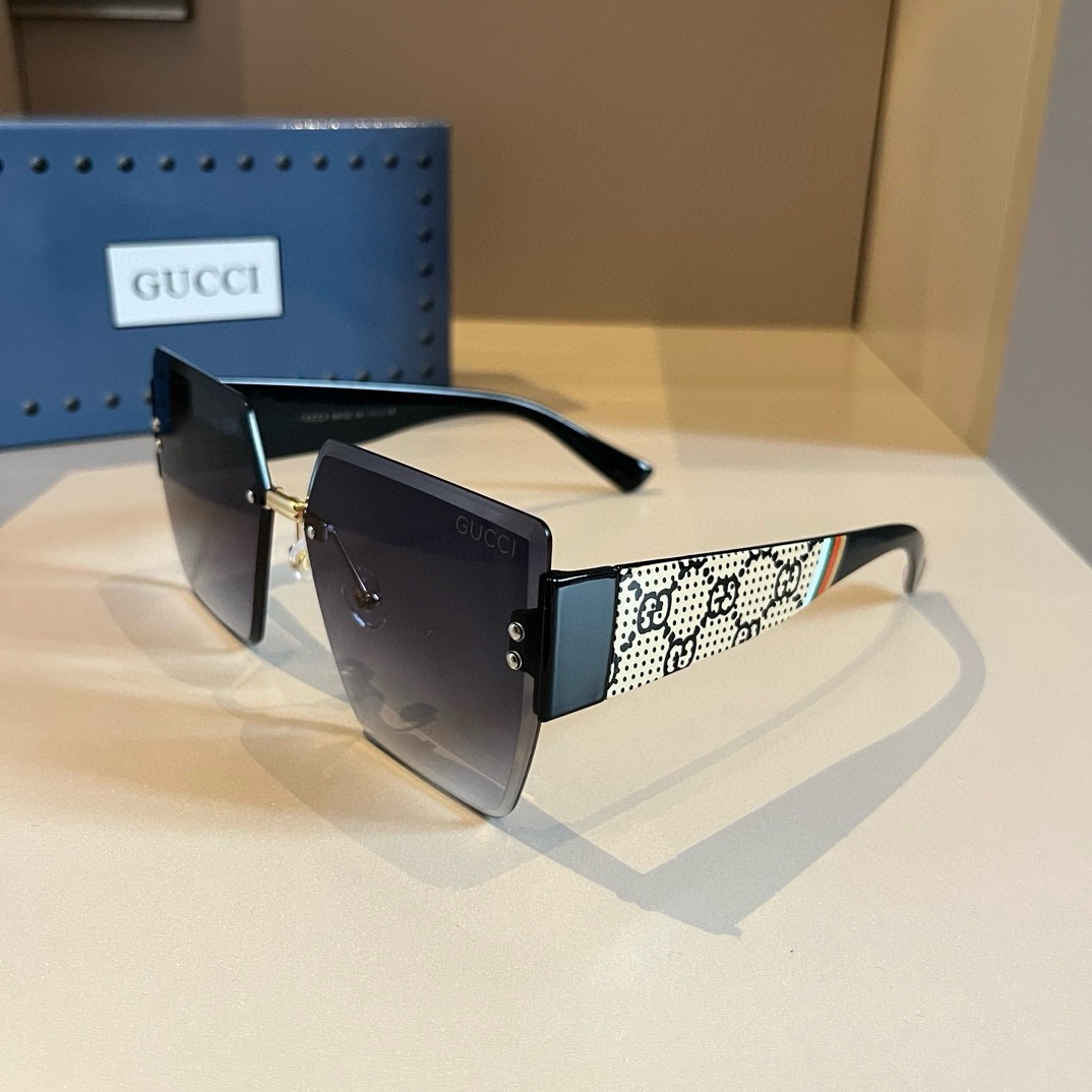 Gucci-unisex large boxy fashion sunglasses