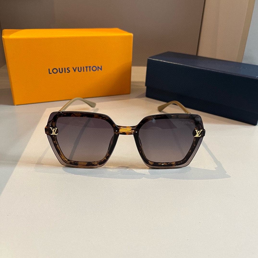 LV-Women's New Large Frame Sunglasses