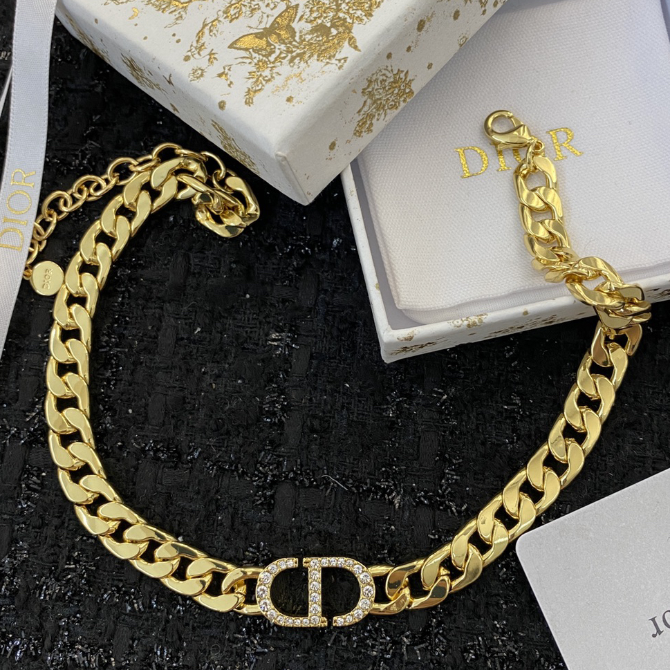 DIOR - Diamond Logo Necklace