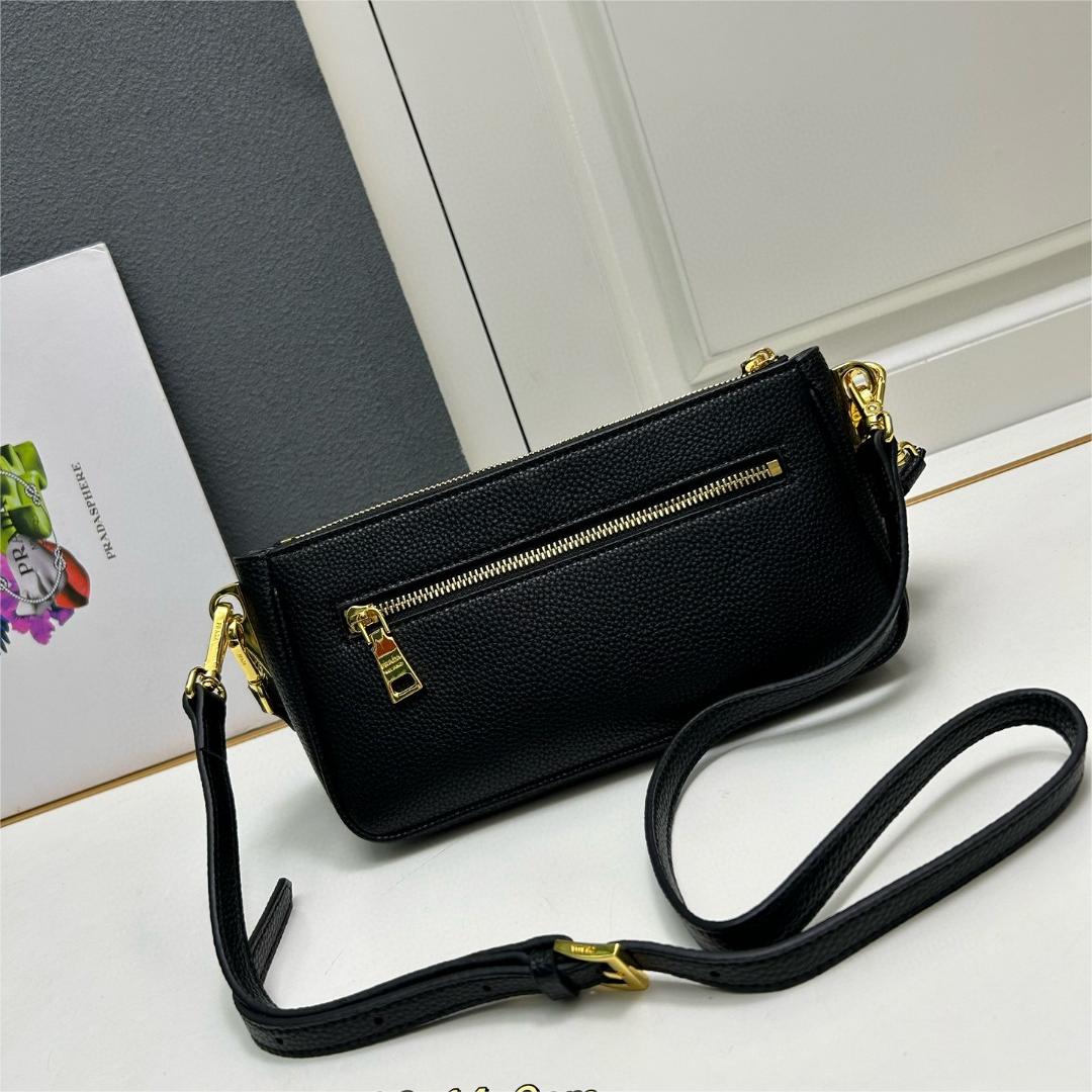 Prada-Flip zipper champion model