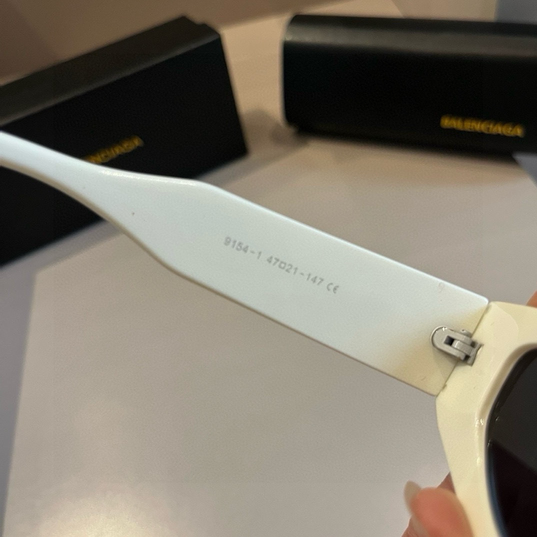 Balenciaga-Cat Eye Narrow Frame Celebrity Same Style Sunglasses