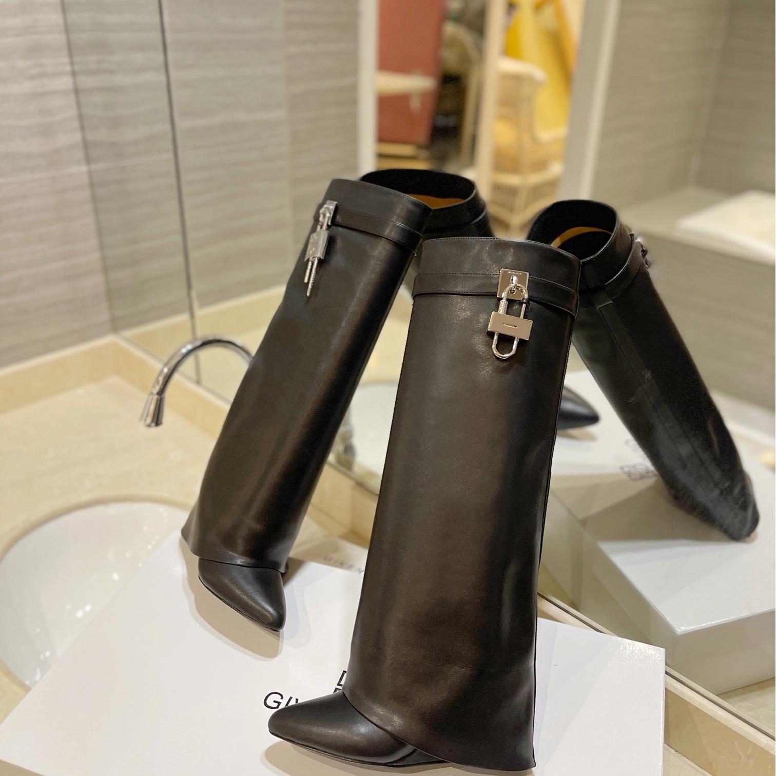 Givenchy-Fashion boots shiny leather boots