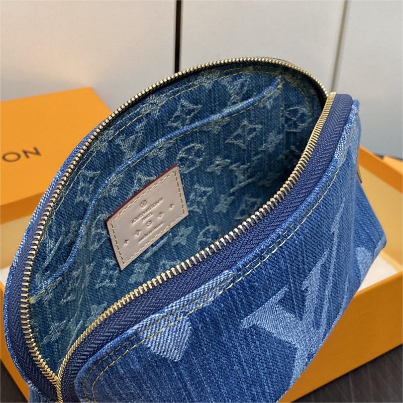 LV-Pochette Cosmétique Makeup Bag