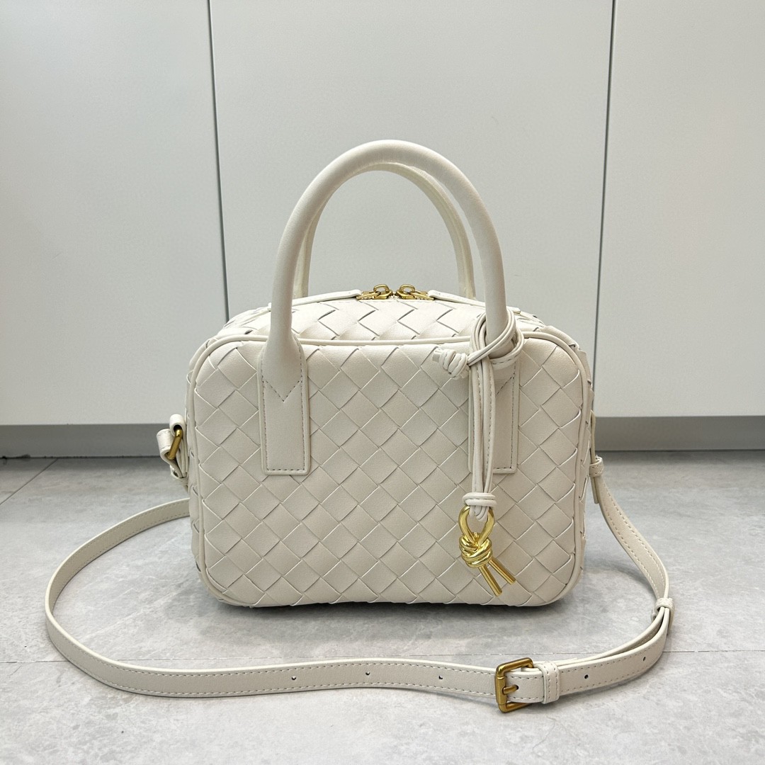 BV-Get away small square box