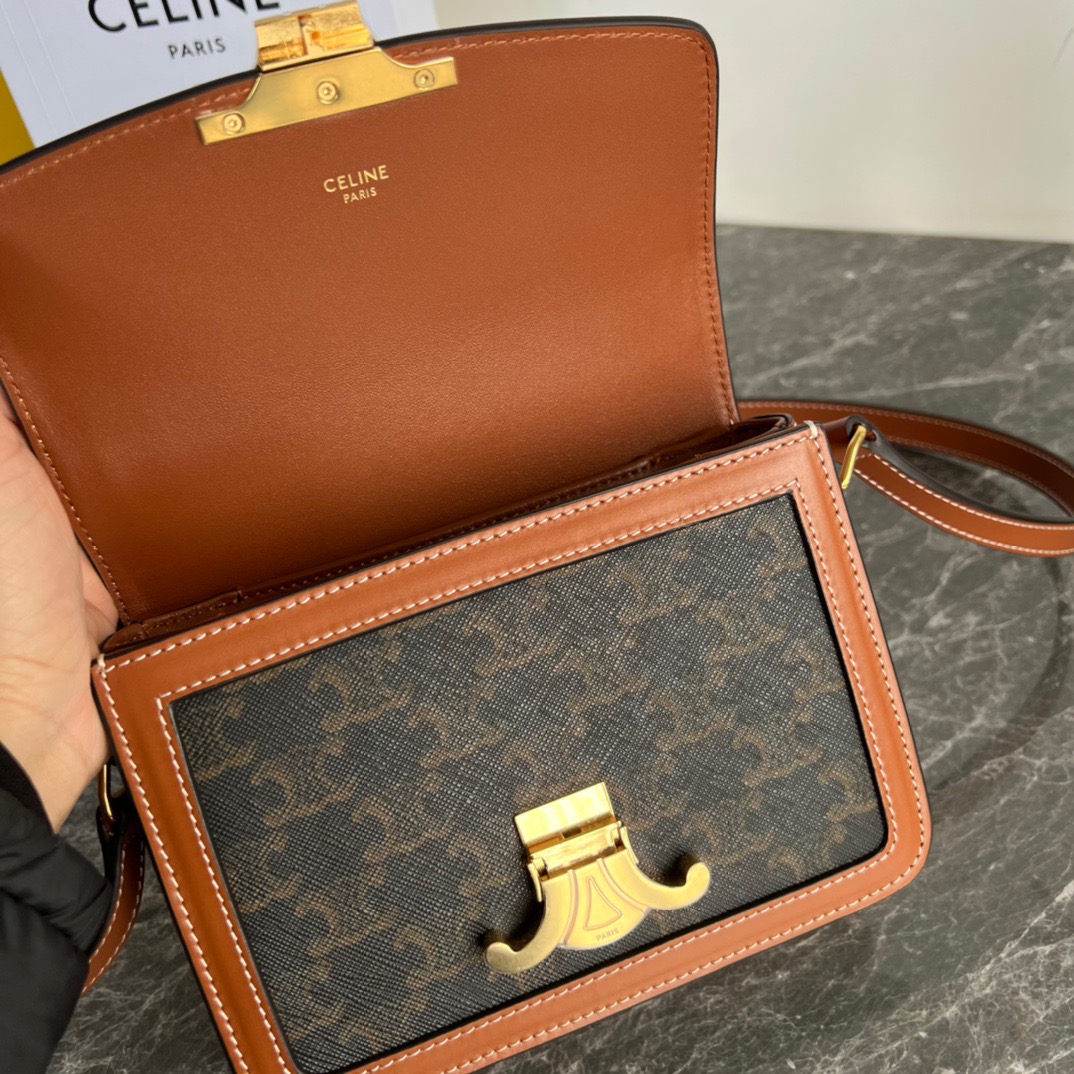 Celine-teen triomphe