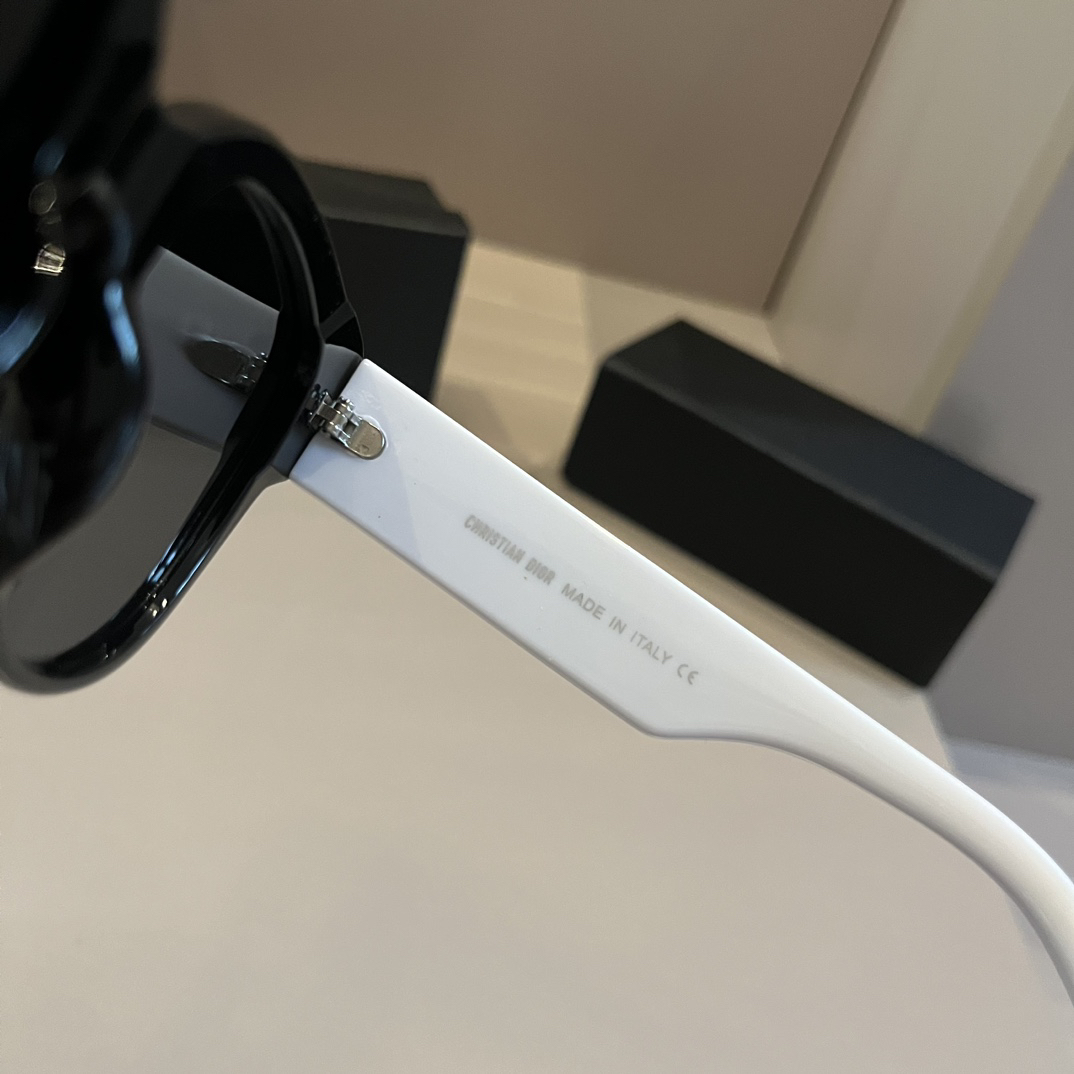 Dior-Round Frame Versatile Sunglasses