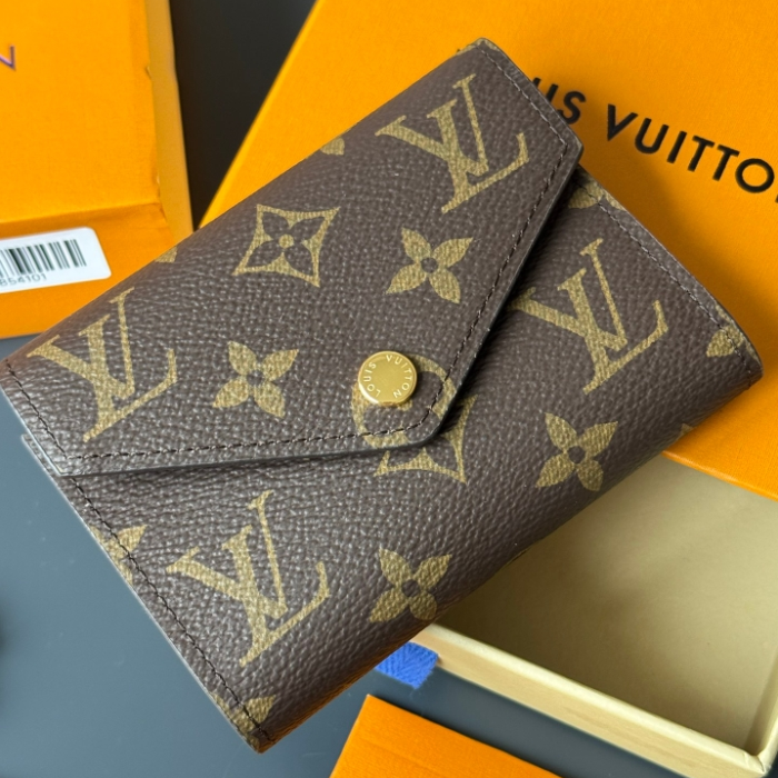 LV-Brown Canvas Wallet