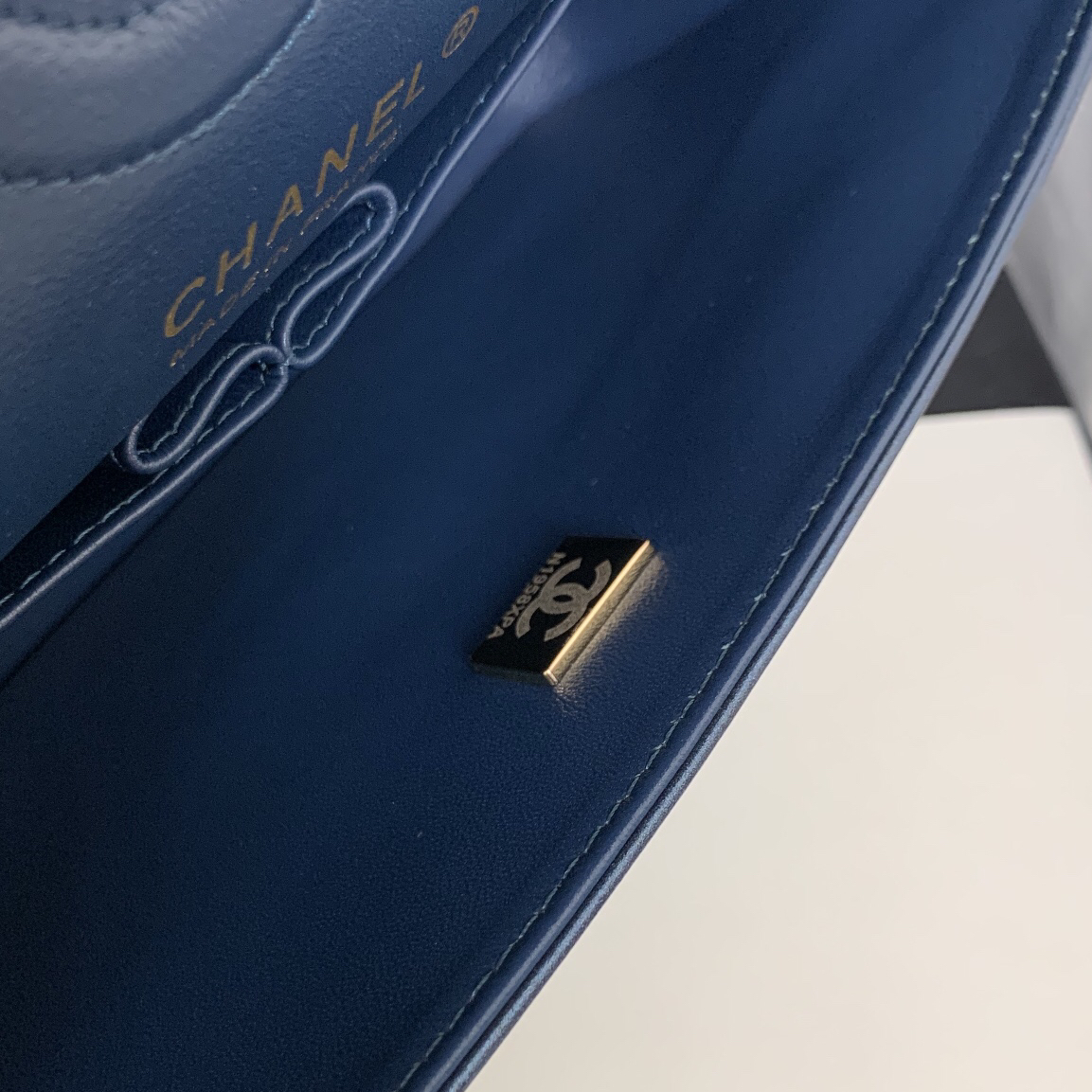 chanel - cf Gradient Denim Bag