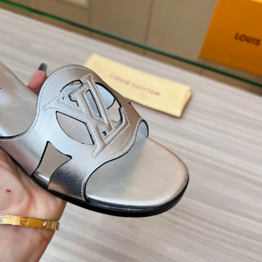 LV-Cowhide Hollow Slippers