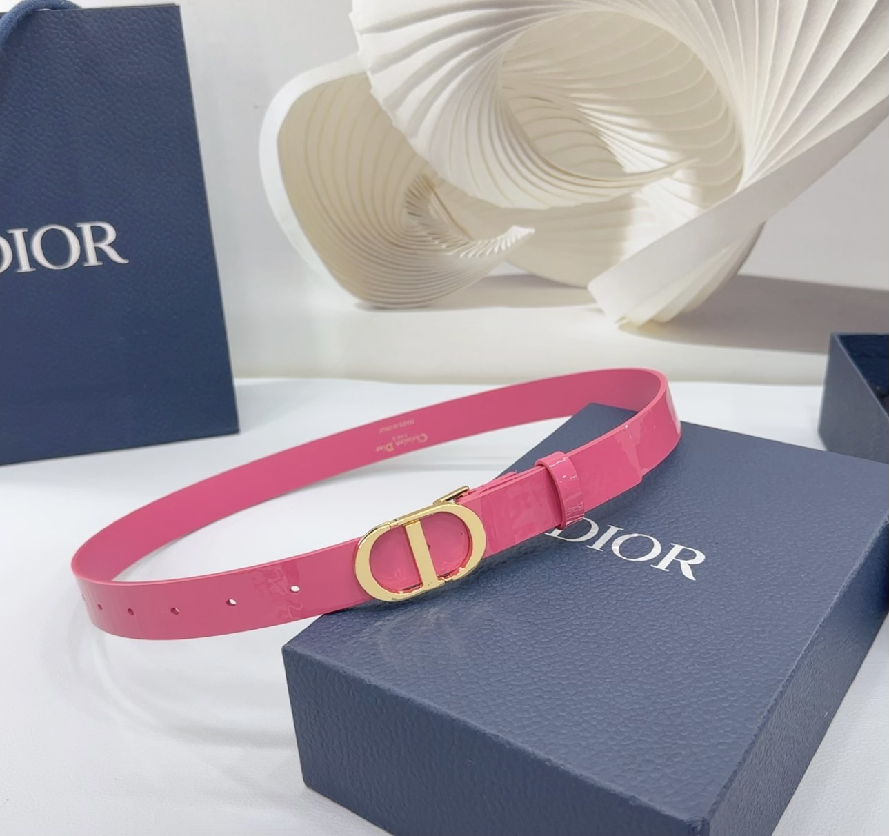 Dior-Versatile belt