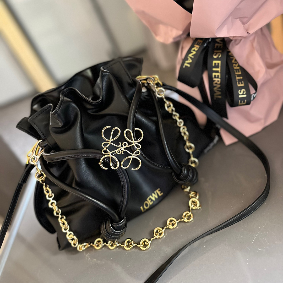 LOEWE-flamenco purse