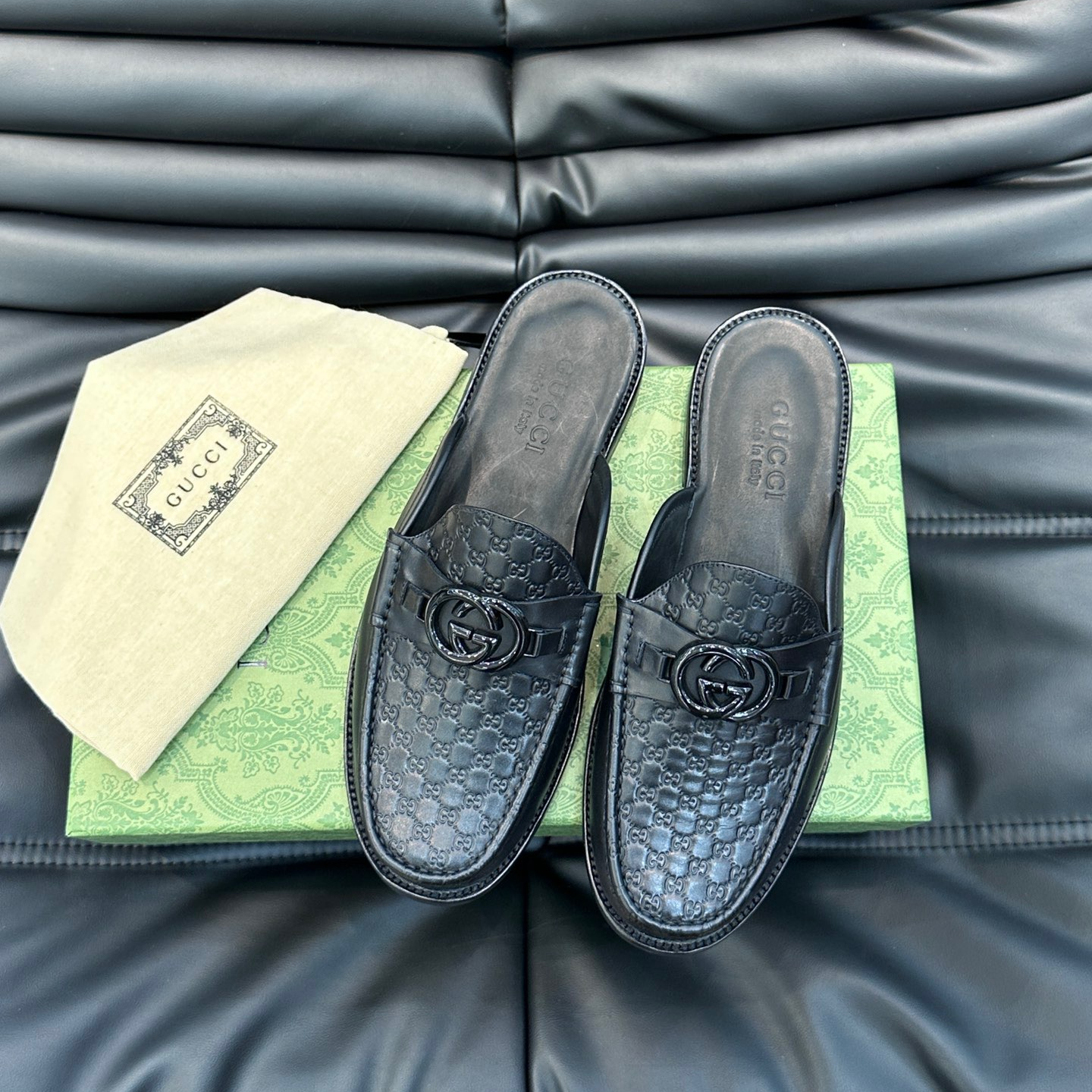 Gucci-Men's  slippers