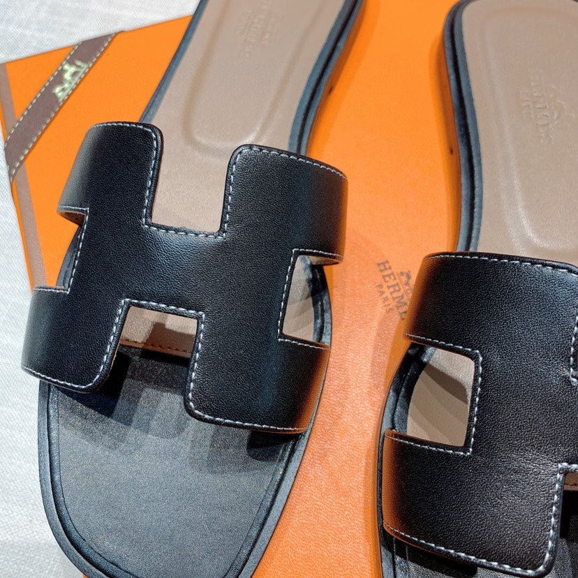 Hermès-leather slippers