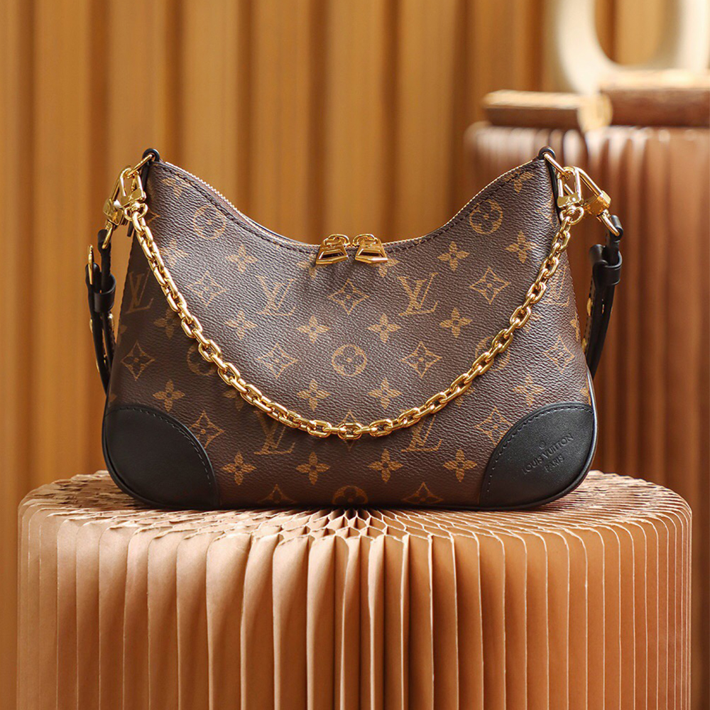 LV-𝐁𝐎𝐔𝐋𝐎𝐆𝐍𝐄-m45831