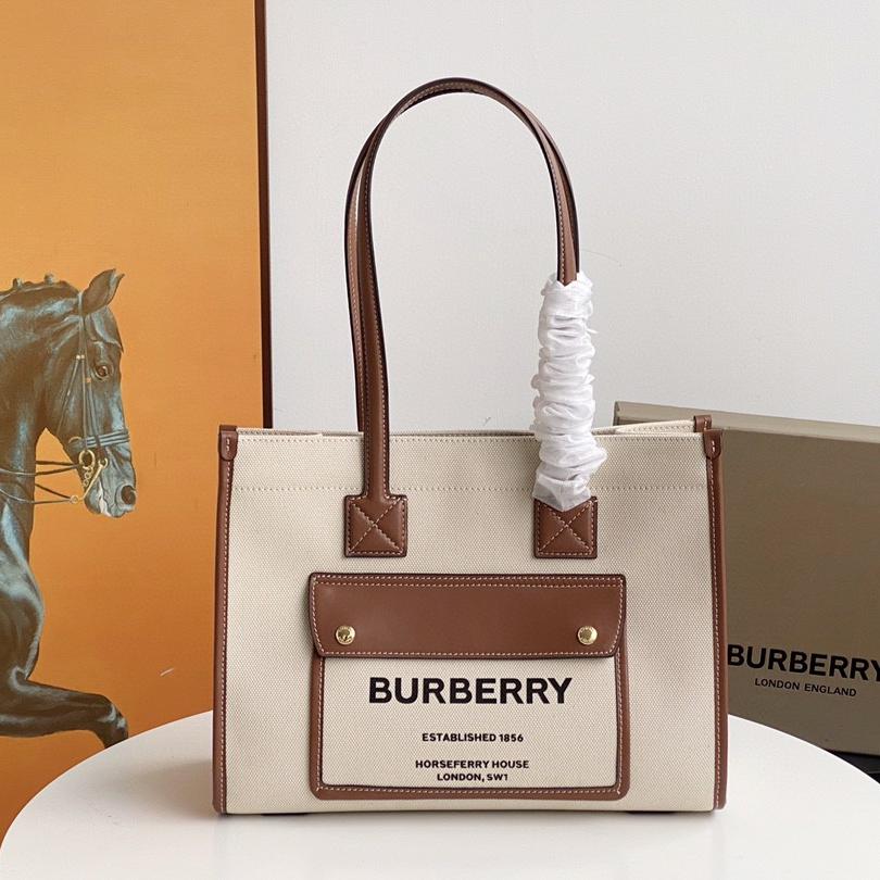 Burbuerry-canvas tote