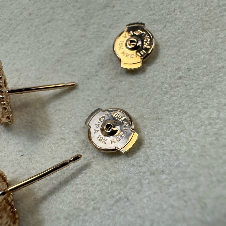 Van Cleef & Arpels - Four Leaf Clover Earrings