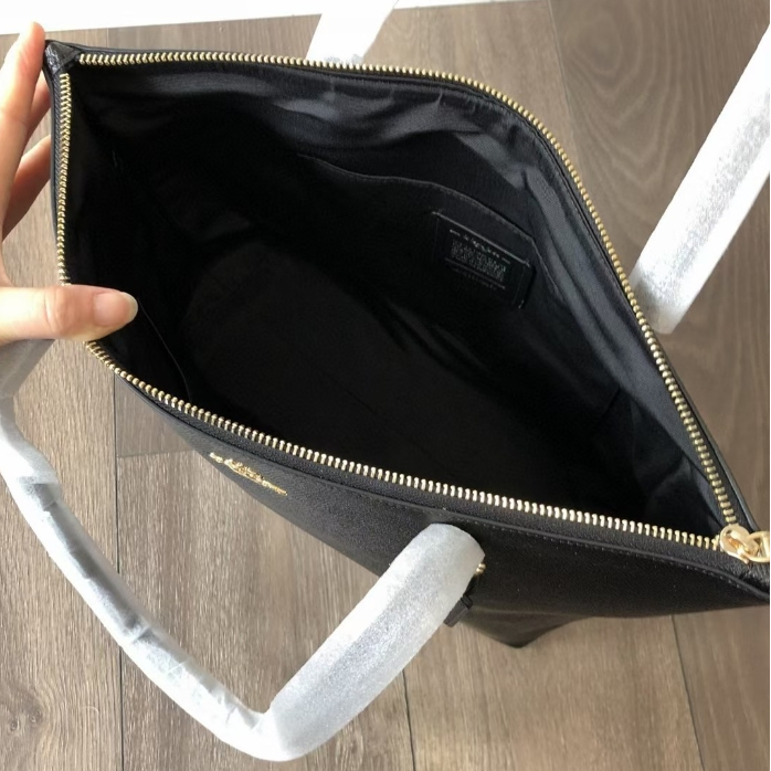 Coach-Full Leather Zipper Tote Bag