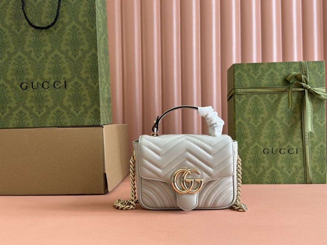 GUCCI-Marmont series black mini handbag