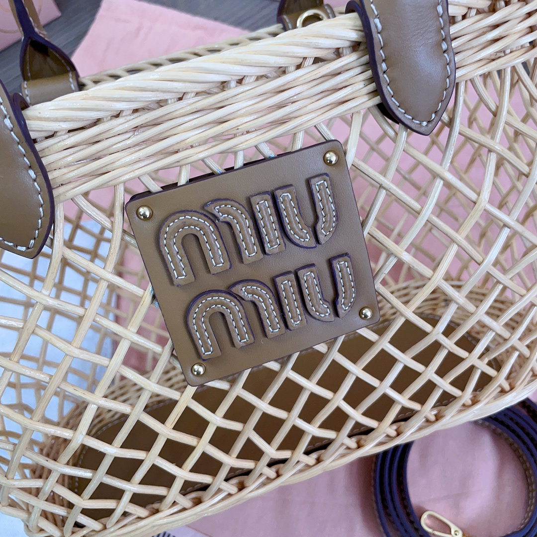 MiuMiu-Summer vacation style new woven hollow vegetable basket