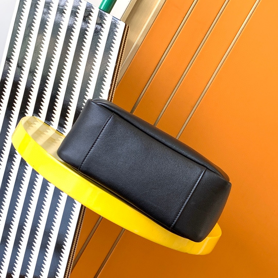 YSL- LE5A7 Gold Logo Leather Hobo Handbag Black