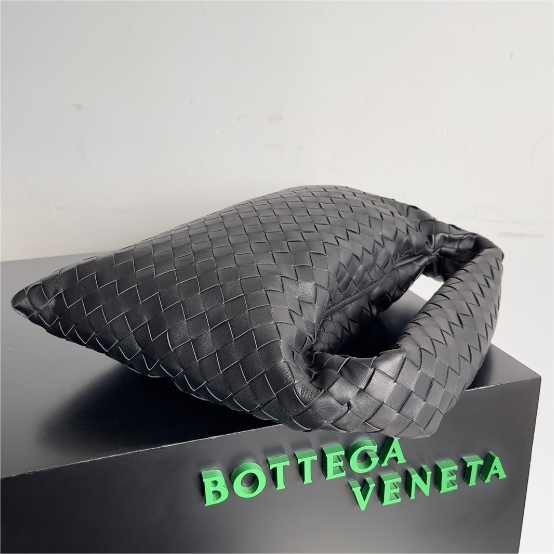 BV-Original Leather Underarm Loose Small Handbag