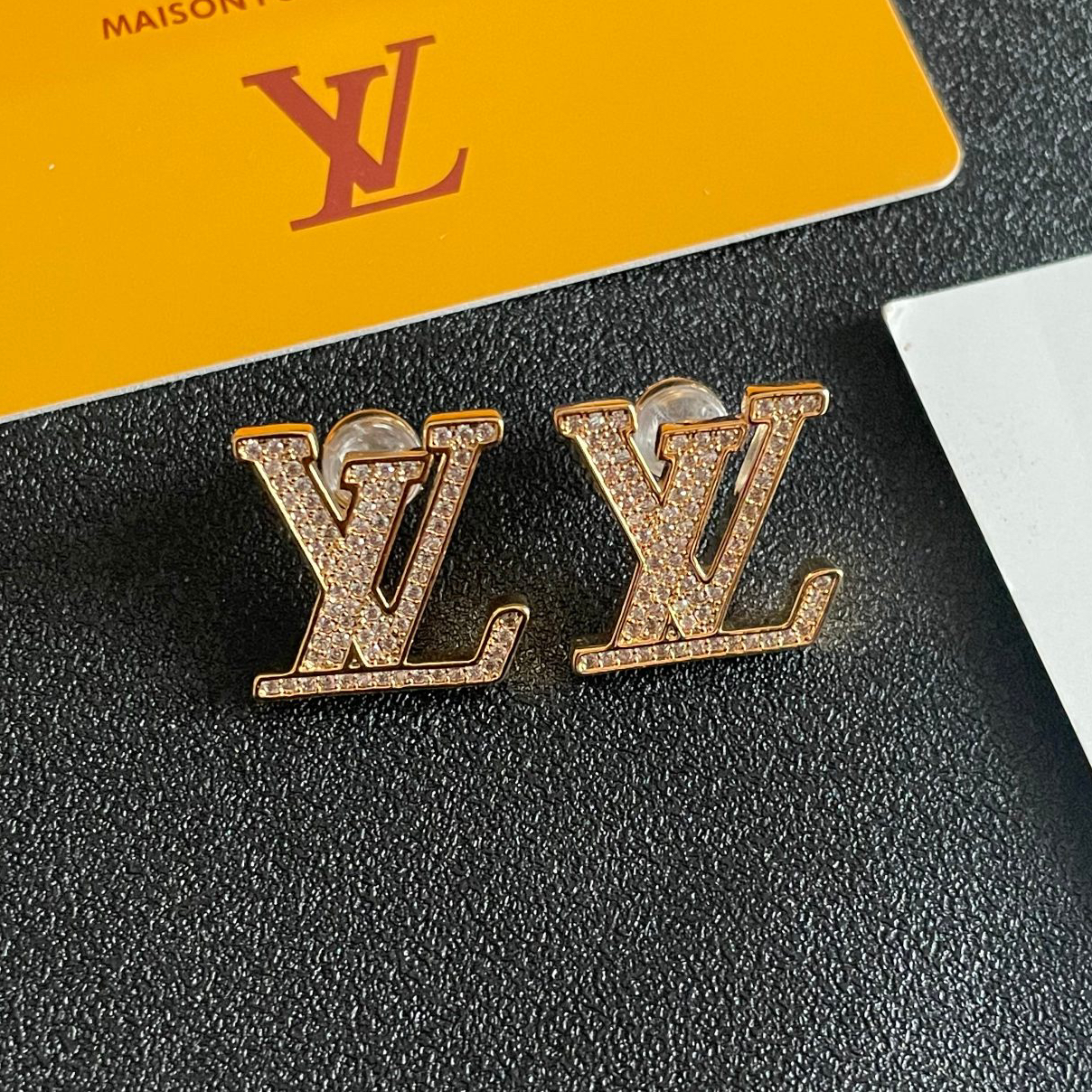 LV - Full Diamond Earstuds