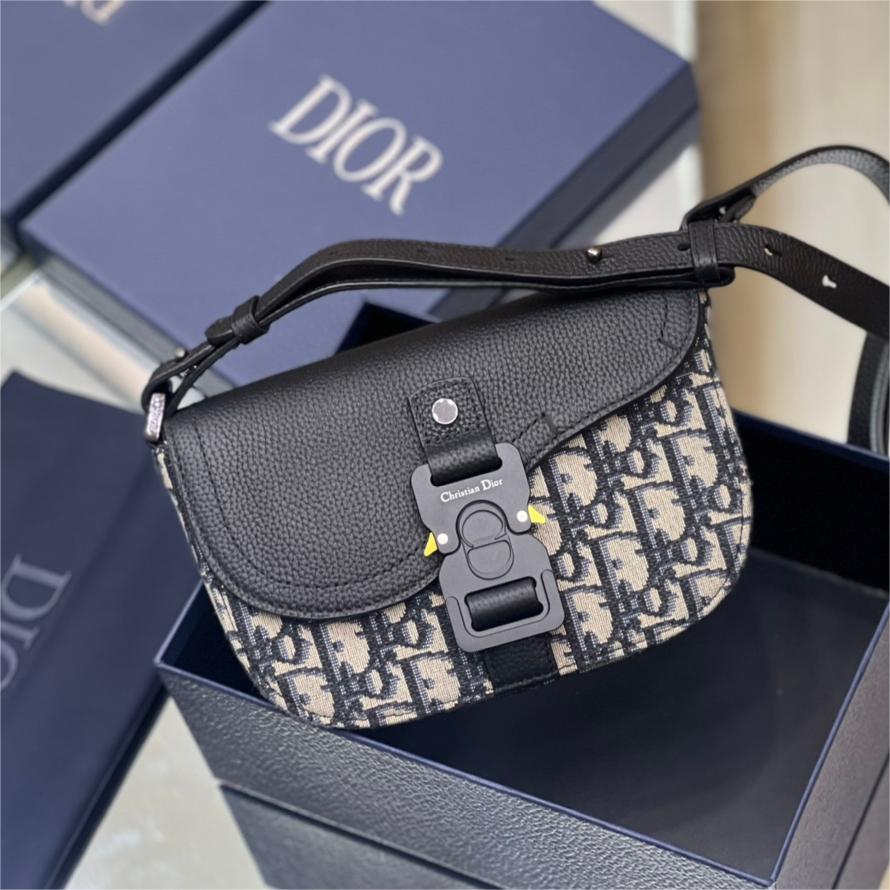 Dior-Black grain cowhide saddle bag