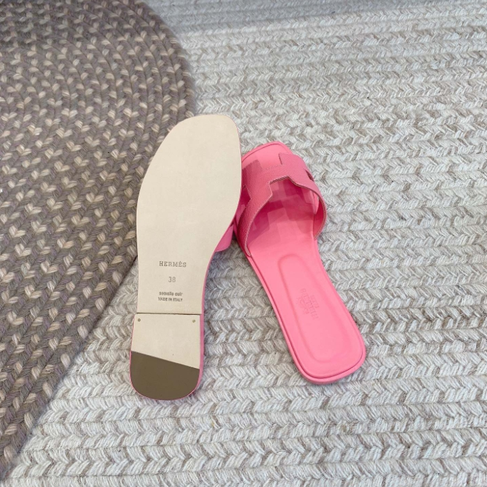 Hermes-Kelly Buttoned Slippers